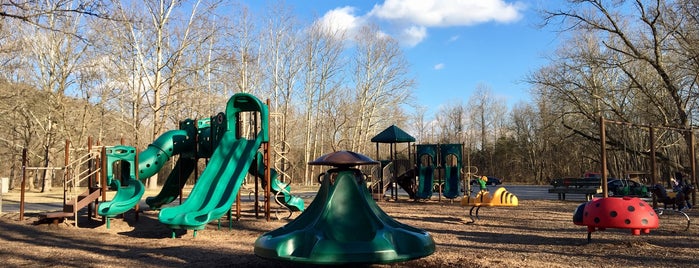 Mastodon playground is one of Tempat yang Disukai Lee Ann.