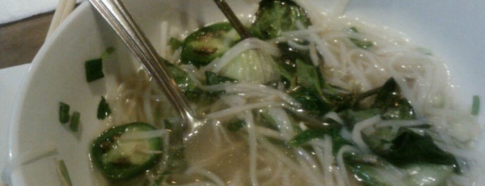 Pho V Noodle House is one of Crystal Gelさんの保存済みスポット.