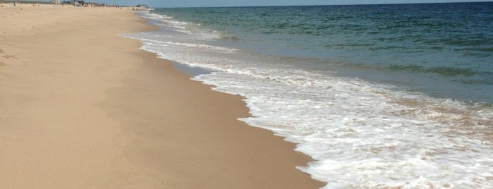 Georgica Beach is one of Lugares favoritos de Megs.