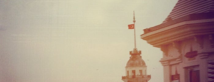 Üsküdar is one of İstanbul'da Gezilmesi-Görülmesi Gereken Mekanlar.