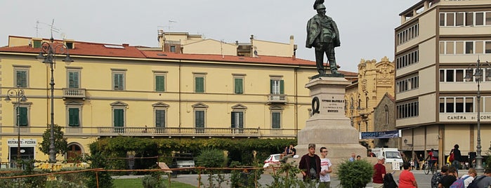 Piazza Vittorio Emanuele II is one of Pisa 2021.