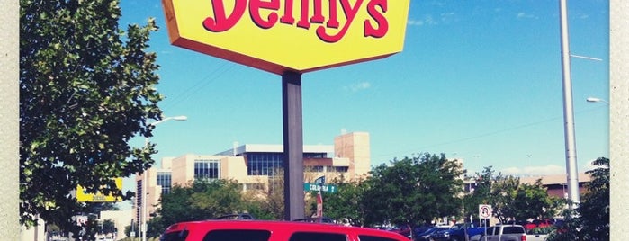 Denny's is one of Las locaciones de Breaking Bad.