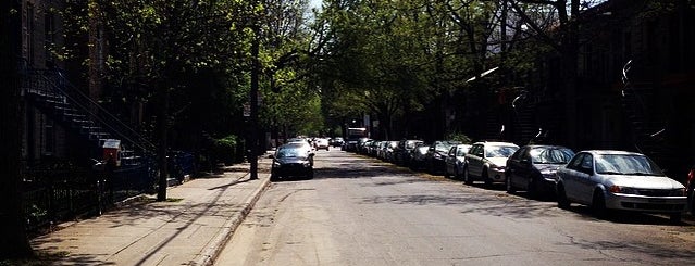 Plateau-Mont-Royal is one of Québec 2015.