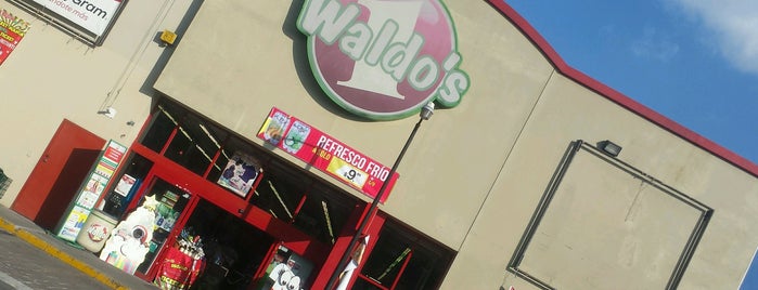Waldo's is one of สถานที่ที่ Zyanya ถูกใจ.