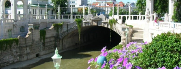 Stadtpark is one of Vincentさんのお気に入りスポット.