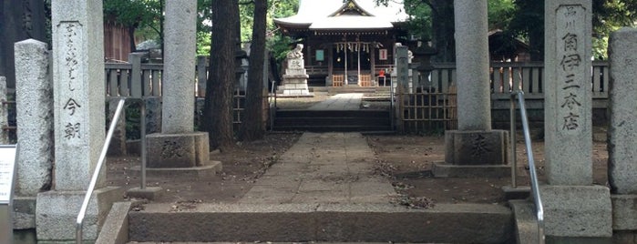 氷川神社 is one of สถานที่ที่ Aya ถูกใจ.