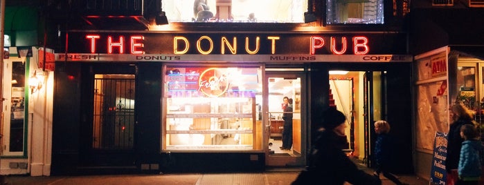 The Donut Pub is one of Chew York City.