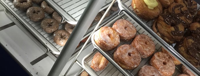 SK Donuts & Croissants is one of Los Angeles 2015.