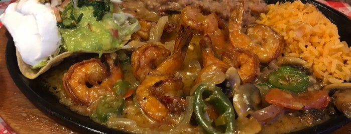 Meches Mexican Restaurant is one of Jamie : понравившиеся места.