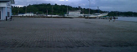 Pelabuhan perikanan pantai kwandang is one of Transport Station, Harbor, Airport @Gorontalo.