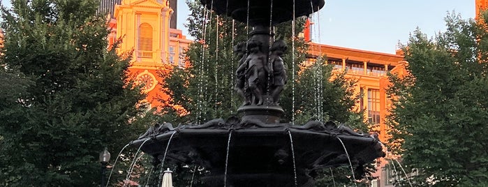Brewer Fountain is one of Locais salvos de Kimmie.
