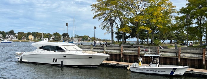 Newburyport Harbor is one of Newburyport.