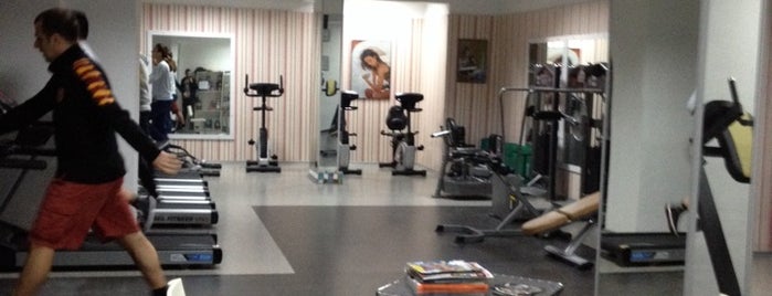 SportFit Fitness Club is one of TTさんのお気に入りスポット.
