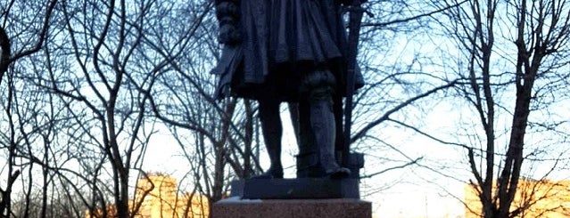 Памятник герцогу Альбрехту / Albrecht von Brandenburg-Ansbach monument is one of Мой Калининград.