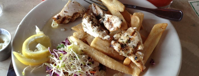 Pupu Lounge Seafood & Grill is one of Kihei 2011.