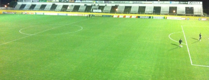 Estádio Nabi Abi Chedid is one of Orte, die Helio gefallen.