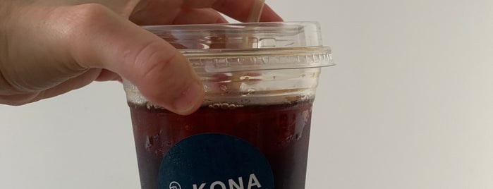 Kona Coffee Roasters is one of To-Go Places Manhattan 🗽.