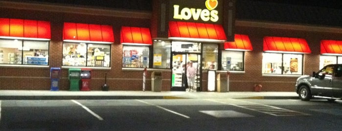 Love's Travel Stop is one of Popular with GasBuddy Spotters.