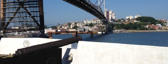 Forte Santana is one of Florianópolis.