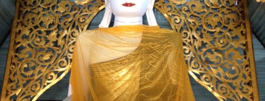 Wat Chong Kham is one of Tempat yang Disukai Aun.