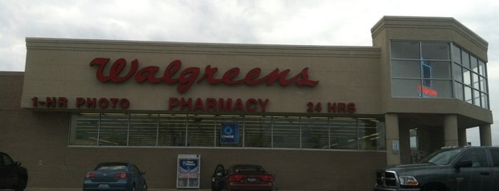Walgreens is one of Rayさんのお気に入りスポット.