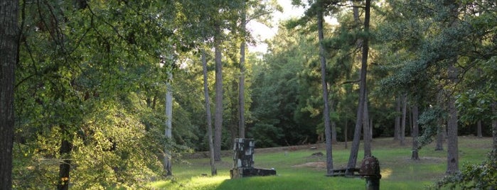 Flat Rock Park is one of Orte, die Lauren gefallen.