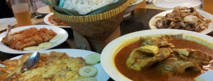Restaurant Ole Sayang Baba (Nyonya Food) is one of Foodie doodie :: Melacca.