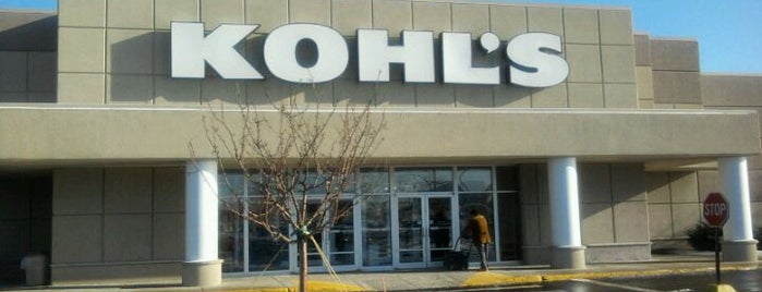 Kohl's is one of Orte, die TJ gefallen.