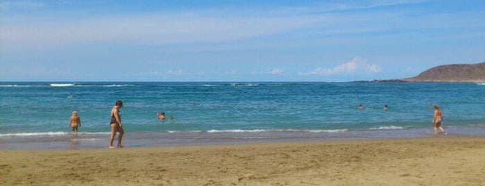 Playa de Las Canteras is one of Playas Favoritas.