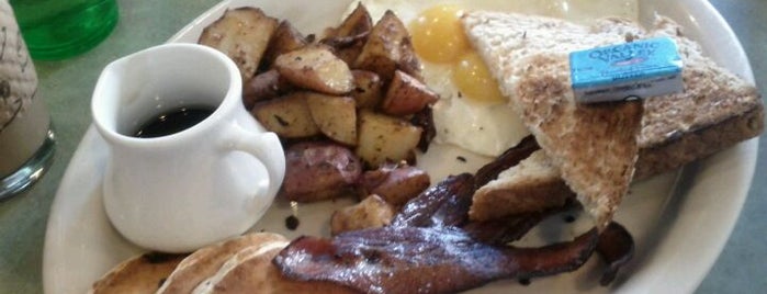 Flying Saucer is one of Brunch: Chicago.