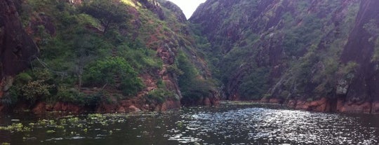 Represa de Betania is one of Lugares en Colombia!!!! :D.