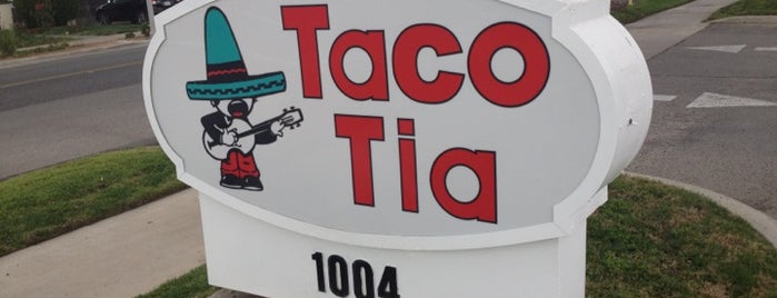 Taco Tia is one of Locais curtidos por Yvonne.