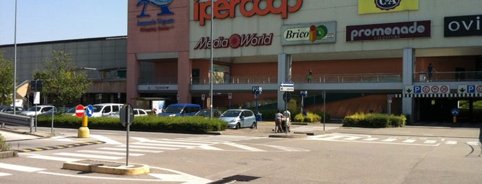 Acquario Shopping Center is one of Orte, die Rob gefallen.