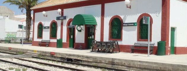 Estación de Tren de Pedrera is one of Estaciones de Tren.
