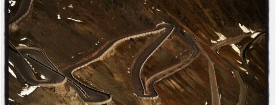 Stelvio Pass is one of Pro-Cycling UCI World Tour 2012.