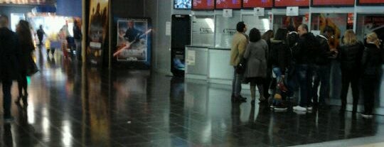 Cinepolis Multiplex is one of Danieleさんのお気に入りスポット.