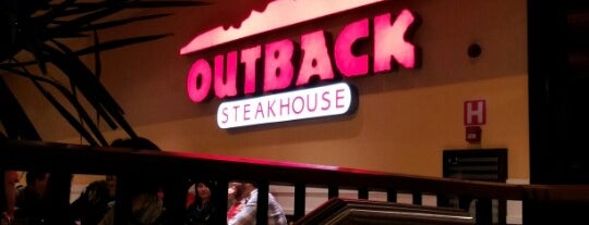 Outback Steakhouse is one of Favoritos.
