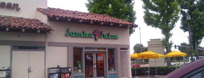 Jamba Juice is one of Locais curtidos por KENDRICK.