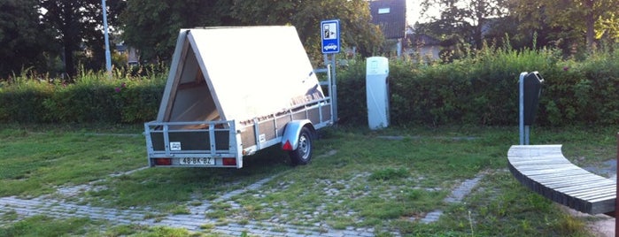 Laadpaal Nieuwkoop is one of Arnoud's EV charging stations.