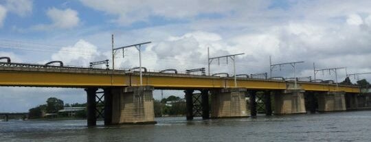 Meadowbank Railway Bridge is one of Darrenさんのお気に入りスポット.