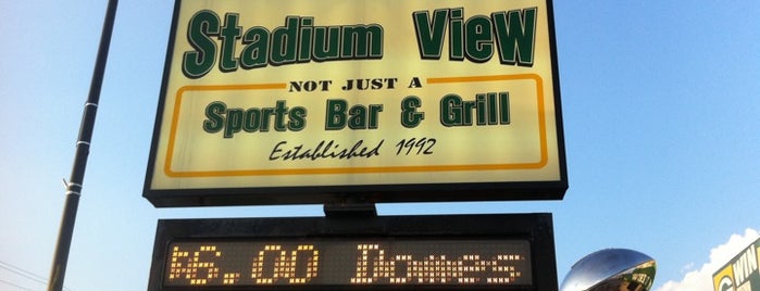 Stadium View Bar and Grill is one of Green Bay Hot Spots.