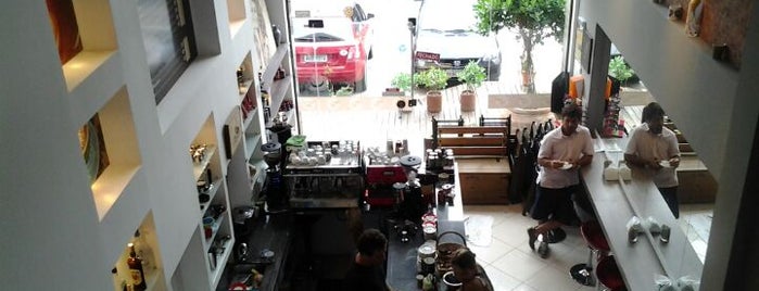 The Family Coffee Shop is one of Onde comer em Floripa: delícias p/ o café da tarde.