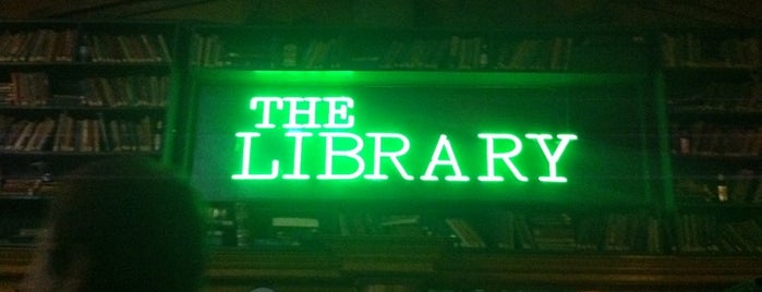 The Library Bar is one of สถานที่ที่บันทึกไว้ของ Krystal.