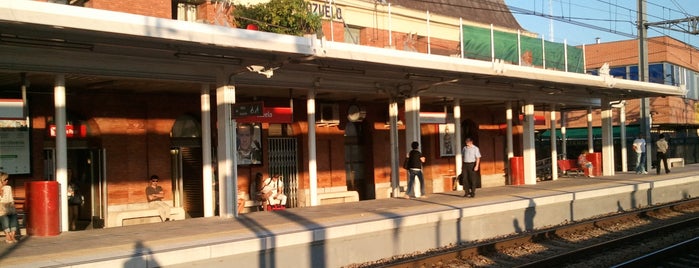 Cercanías Pozuelo is one of Estaciones.