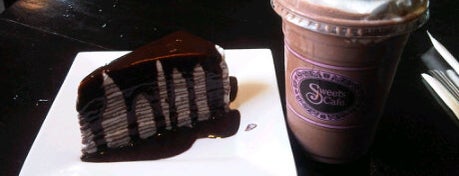 สวีท คาเฟ่ is one of Coffee Shops & Cake ^o^.