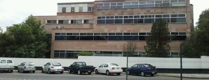 Facultad de Medicina is one of Orte, die Malena gefallen.