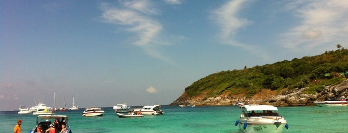 Raya/Racha Island is one of Guide to the best spots in Phuket.|เที่ยวภูเก็ต.