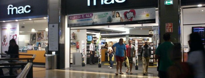 Fnac is one of Tempat yang Disukai Vasco.