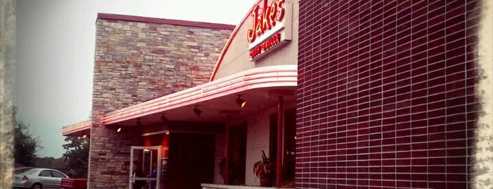 Jake's City Grille is one of Restaurants.