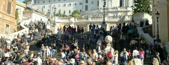 Spanish Steps is one of Like a Roman!.